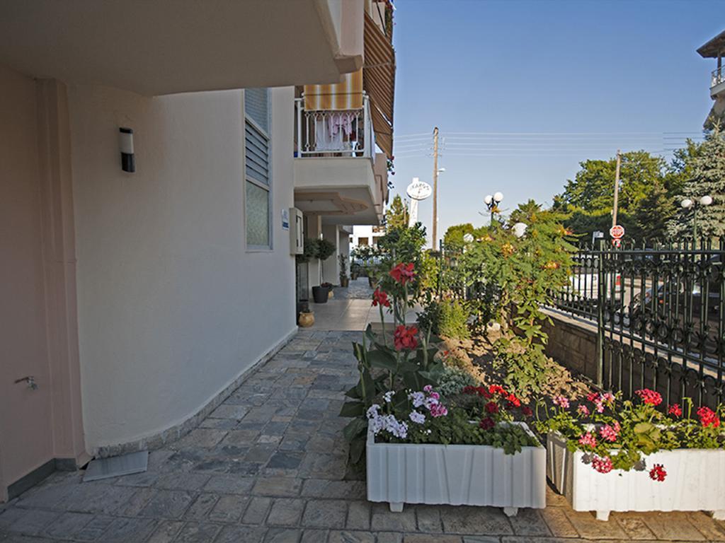 Ikaros Apartments Paralía Exterior foto